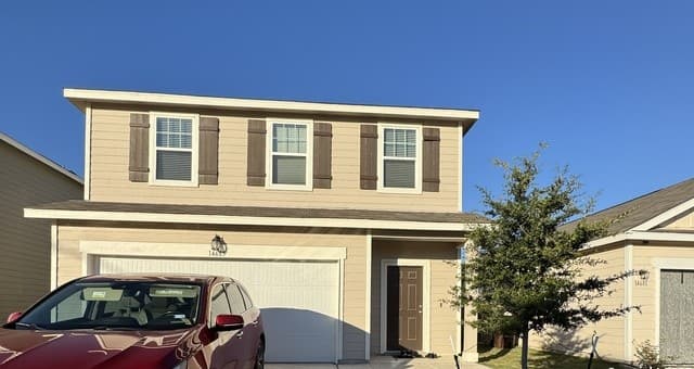 3-bedroom rental at 14685 Maple Terrace in San Antonio TX