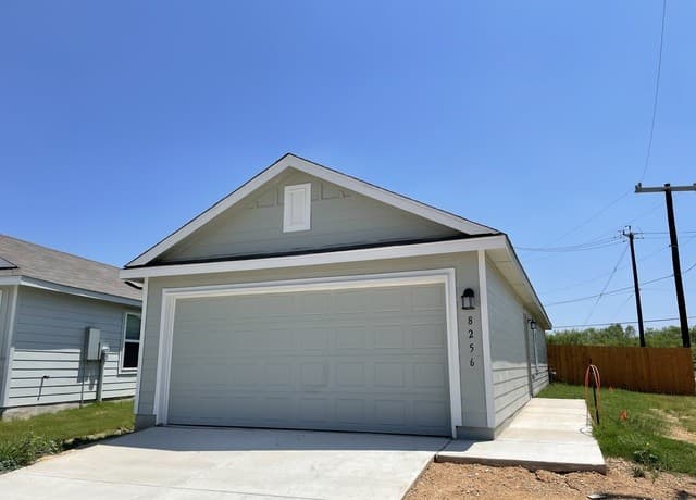 2-bedroom rental at 8256 Piedra Medina in San Antonio TX