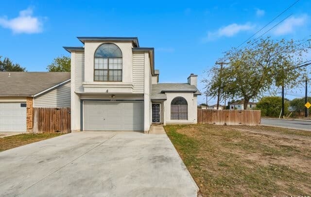 3-bedroom rental at 10203 Raven Field dr in San Antonio TX
