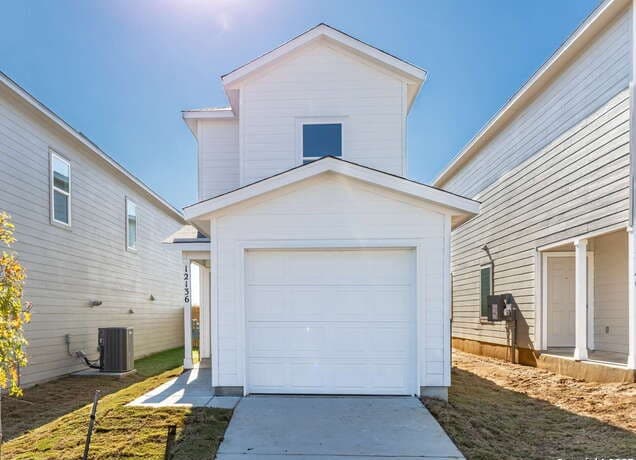 3-bedroom rental at 12136 La Cuchilla in San Antonio TX