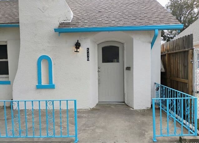 2-bedroom rental at 510 Vanderbilt in San Antonio TX