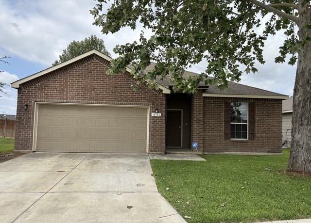 4-bedroom rental at 3711 Lazy Diamond in Schertz TX