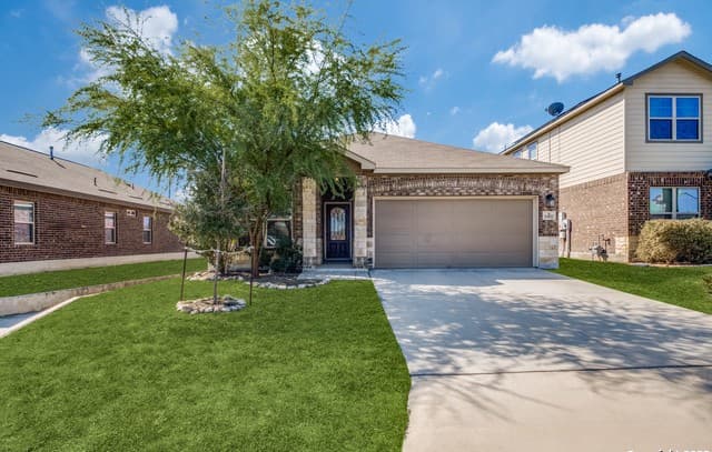 3-bedroom rental at 11822 Bricewood Pass in San Antonio TX