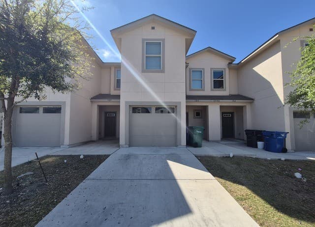 3-bedroom rental at 6406 Luglio Lane Unit 104 in San Antonio TX