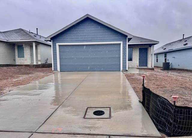 4-bedroom rental at 5151 Yancy Creek in Converse TX