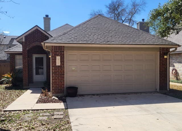 3-bedroom rental at 12122 Netherwood in San Antonio TX