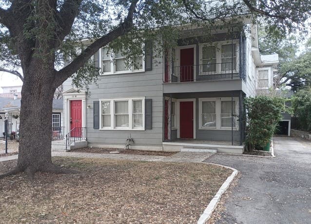 2-bedroom rental at 109 Norwood Unit 1 in San Antonio TX