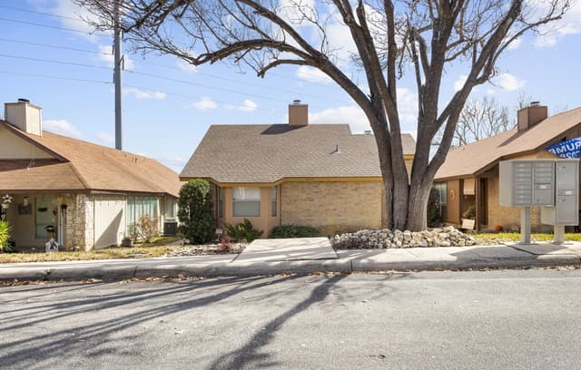 2-bedroom rental at 8430 Cranberry Unit 2 in San Antonio TX