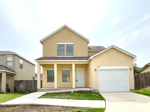 3-bedroom rental at 6911 Hallie Ridge in San Antonio TX