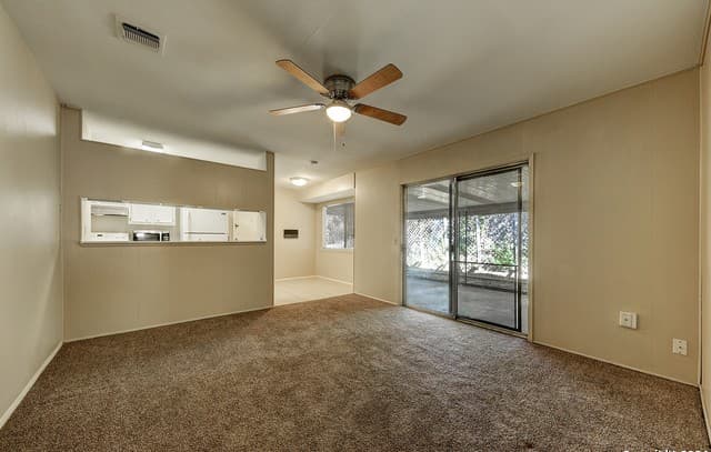 3-bedroom rental at 12810 Weeping Oak Trl in Live Oak TX