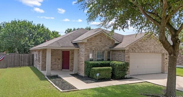 3-bedroom rental at 132 Niemietz Cove in Cibolo TX