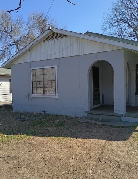 3-bedroom rental at 616 Sims Ave in San Antonio TX