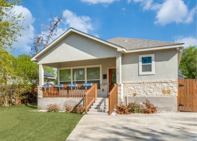 3-bedroom rental at 1019 W Rosewood in San Antonio TX