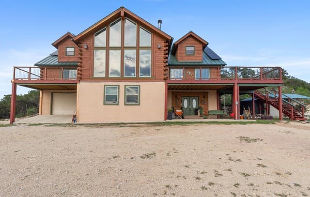 2-bedroom rental at 13689 Fm 1283 Unit 1 in Mico TX