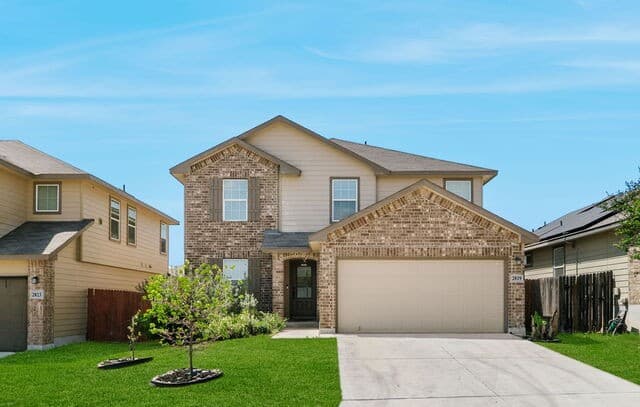 5-bedroom rental at 2819 Davis Trace in San Antonio TX