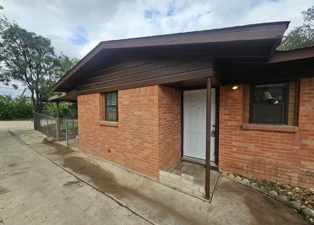 2-bedroom rental at 235 Sunnyland Unit 237 in San Antonio TX